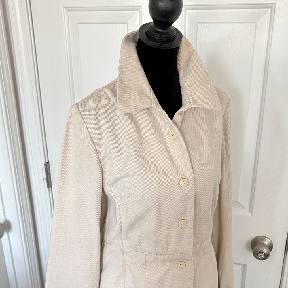 GAP Women's Lightweight Cream Utility Jacket - Picture 3 of 17